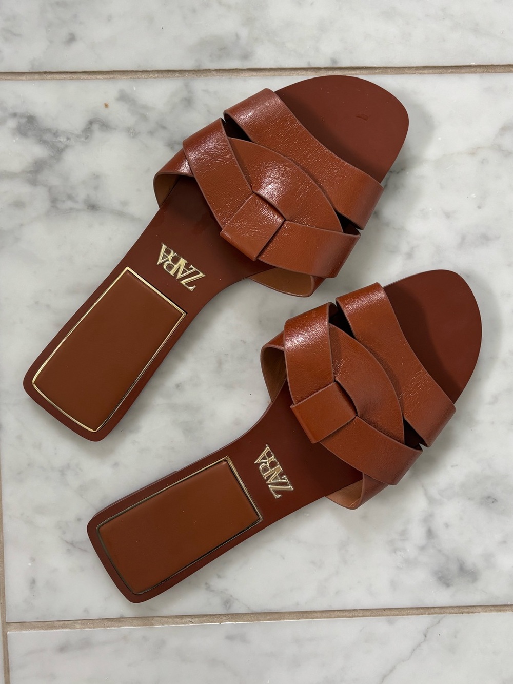 Zara Flat Crossed Leather Sandals | Brown | Size 38